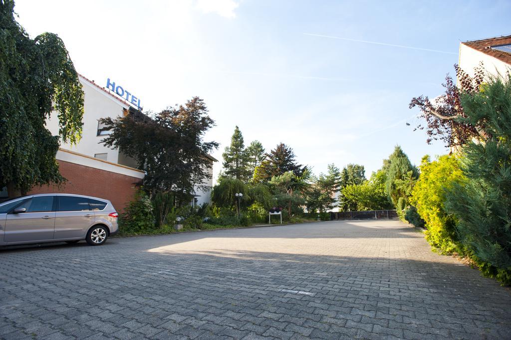 Hotel Käferstein garni Nürnberg Exteriör bild